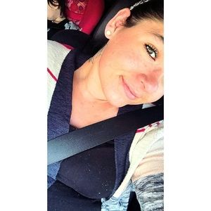 Meet your Posher, Emily lynn